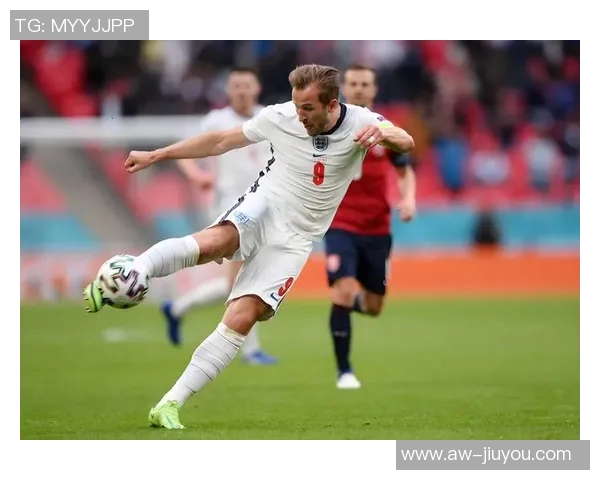 拜仁官方宣布凯恩等六名球员荣获上赛季德国最佳阵容奖杯