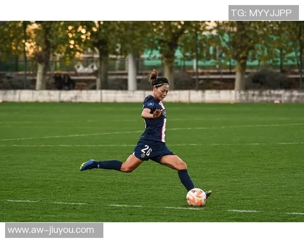 李梦雯首秀助攻助力流浪者女足在苏女超赛场展现风采 李梦雯首秀助攻助力流浪者女足在苏女超赛场展现风采