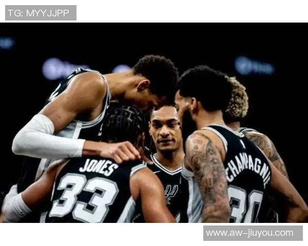 灰熊篮板优势明显却频频失手惨遭马刺逆转失利