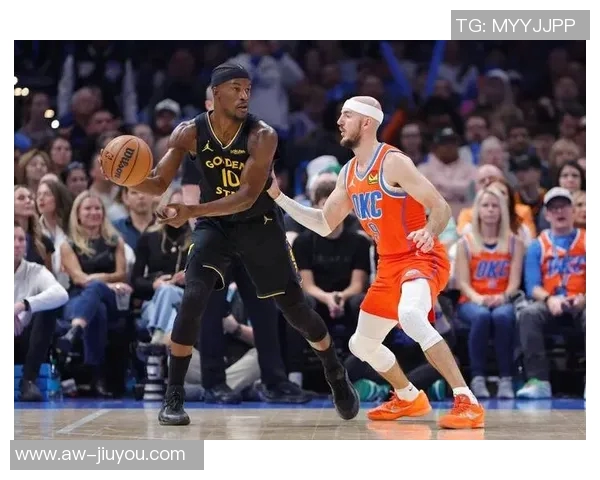 勇士进攻防守各具特色雷霆攻防一体优势难以破解 勇士进攻防守各具特色雷霆攻防一体优势难以破解