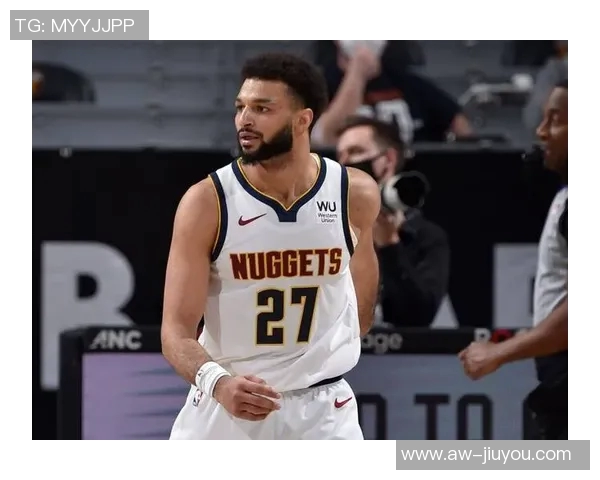 穆雷轻伤不下火线再创佳绩单场52分展现超强实力 穆雷轻伤不下火线再创佳绩单场52分展现超强实力