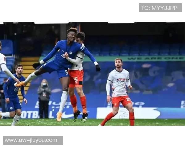 卢顿主帅布鲁姆菲尔德被解雇本赛季英甲战绩仅为5胜1平5负 卢顿主帅布鲁姆菲尔德被解雇本赛季英甲战绩仅为5胜1平5负