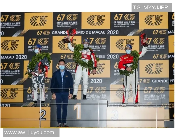 吴柳芳凭借创纪录的236万票荣获直播吧体育女神大赛冠军荣耀加身 吴柳芳凭借创纪录的236万票荣获直播吧体育女神大赛冠军荣耀加身